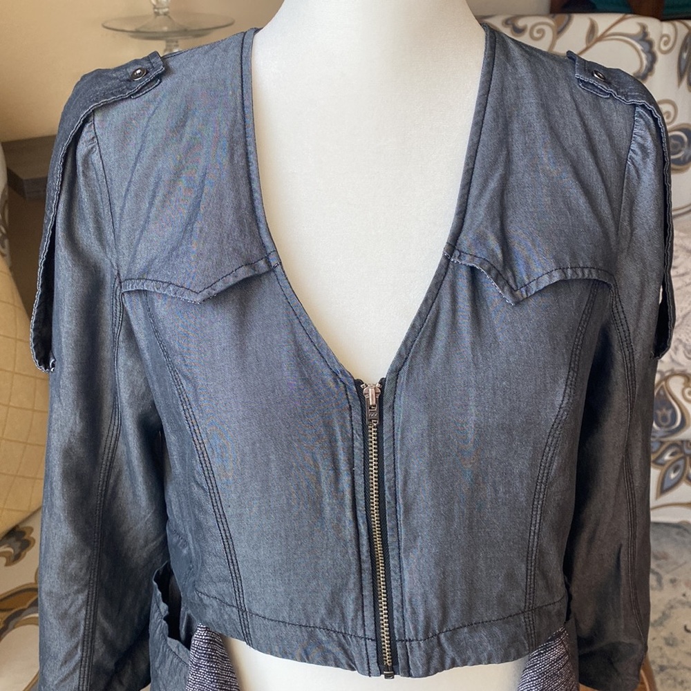 Lululemon Jacket Active Wear